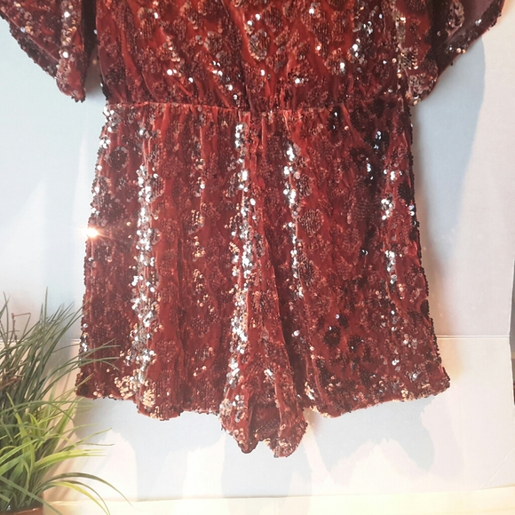 Venus Rust Multi Sequin Romper Size S - Picture 11 of 12